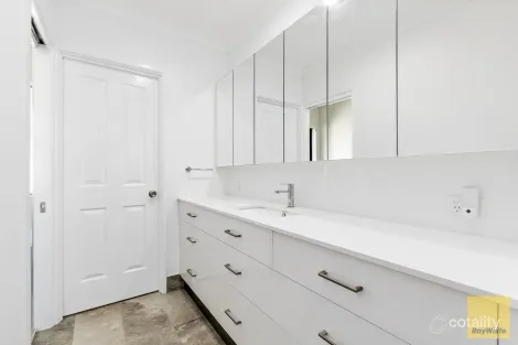 Property photo of 24 Haswell Street Emerald QLD 4720