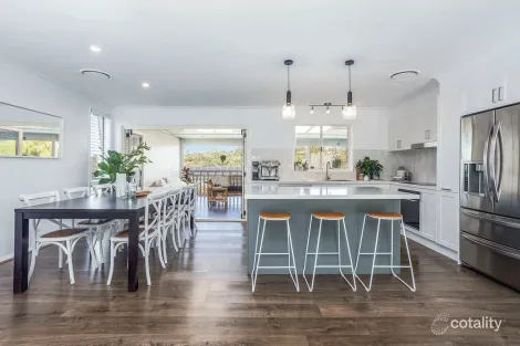 Property photo of 8 Baudin Close Illawong NSW 2234