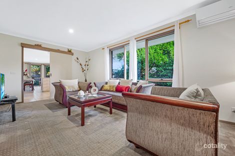 Property photo of 2/20 Coomleigh Avenue Glen Waverley VIC 3150