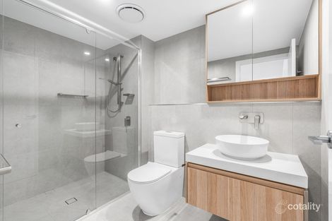 Property photo of 11/10 Bay Terrace Wynnum QLD 4178