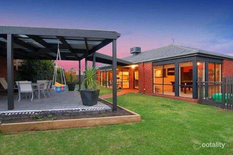 Property photo of 19 Illawong Terrace Burnside VIC 3023