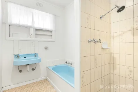 Property photo of 38 Aspinall Road Box Hill North VIC 3129