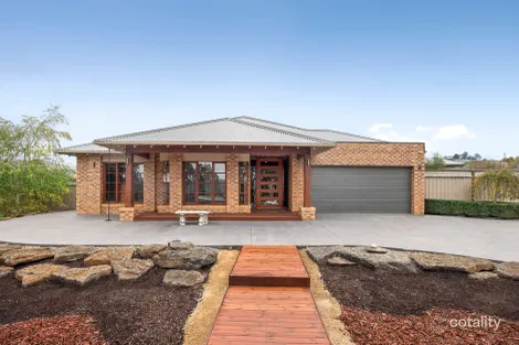 Property photo of 8 Stratford Close Sunbury VIC 3429