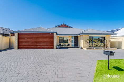 72 Badgerup Ave, Lakelands, WA 6180