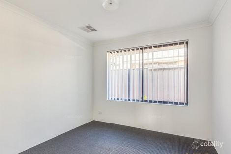 Property photo of 32 Padra Turn Byford WA 6122