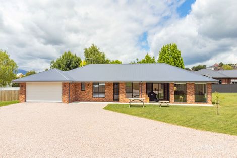 66 West Barrack St, Deloraine, TAS 7304