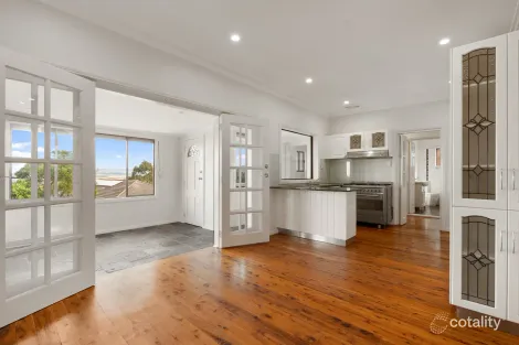 Property photo of 193 Flagstaff Road Lake Heights NSW 2502