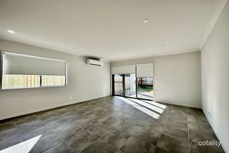 Property photo of 15 Ashwood Circuit Chambers Flat QLD 4133
