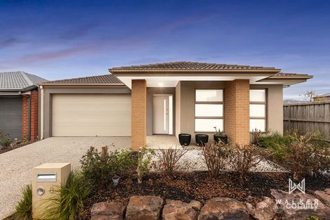 8 Ramlegh Bvd, Clyde North, VIC 3978