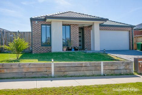 Property photo of 9 Viewgrand Drive Pakenham VIC 3810