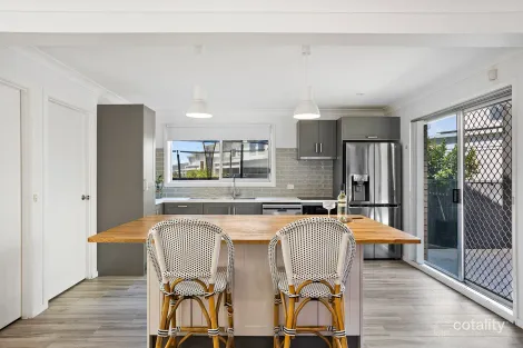 Property photo of 2/6B Old Bass Point Road Shellharbour NSW 2529