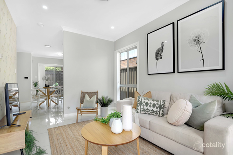 Property photo of 2/199 Targo Road Girraween NSW 2145