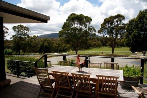 810 Black Forest Dr, Woodend, VIC 3442