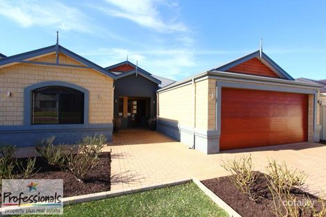 31 Pebble Bush Dr, Canning Vale, WA 6155