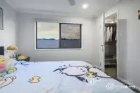 Property photo of 85 Steamer Way Spring Mountain QLD 4300