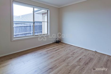 Property photo of 26 Winchester Street Casey ACT 2913