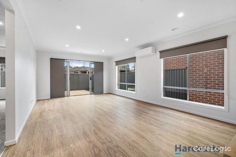Property photo of 21 Kevlar Close Canadian VIC 3350