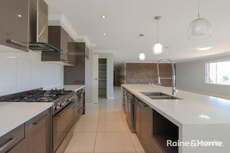 Property photo of 4 She Oak Close Kelso NSW 2795