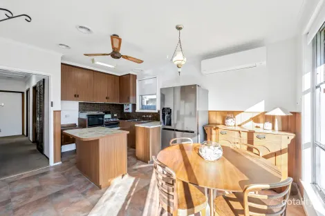 Property photo of 7 Olney Avenue Thomson VIC 3219