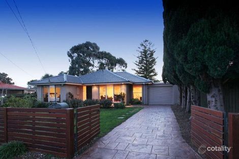 1 Fernvale Cres, Wheelers Hill, VIC 3150