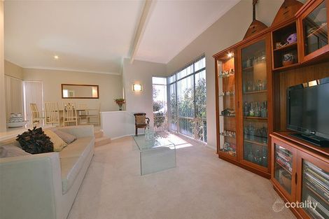 Property photo of 8 Calais Way Sorrento WA 6020