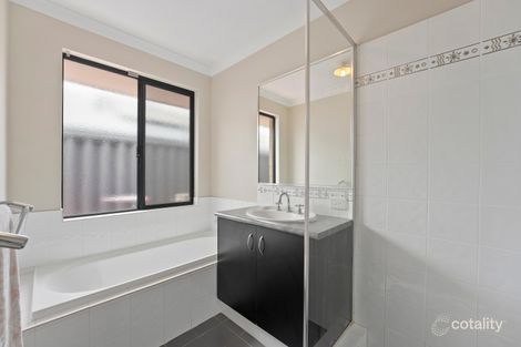 Property photo of 9 Cycad Vista Baldivis WA 6171