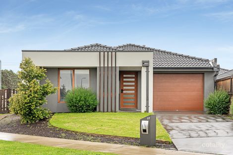 69 Blue Lily Cct, Junction Village, VIC 3977