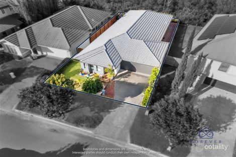 Property photo of 17 Sundown Circuit Pimpama QLD 4209