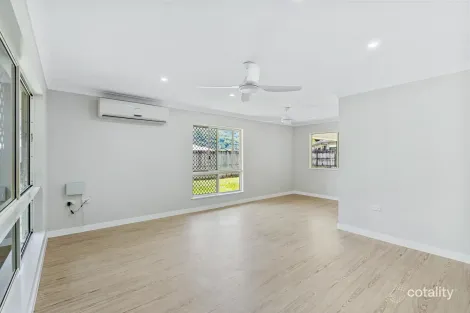 Property photo of 5 Willie Ming Close Redlynch QLD 4870