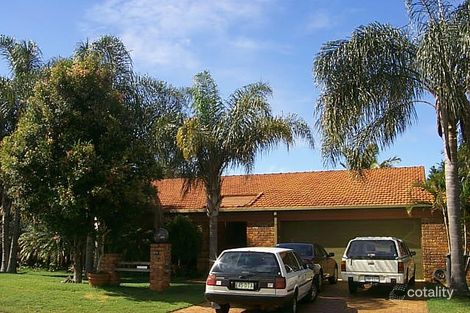 19 Oakleaf St, Eight Mile Plains, QLD 4113