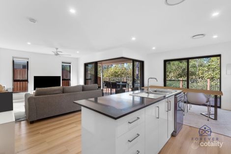 Property photo of 17 Sundown Circuit Pimpama QLD 4209