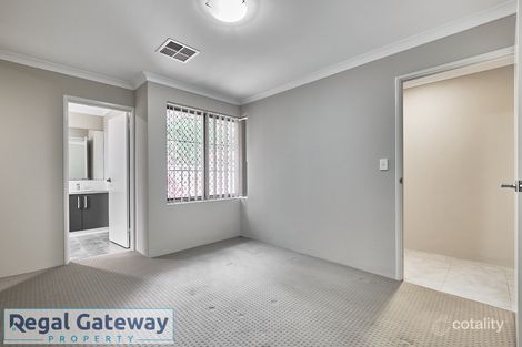 Property photo of 16D Central Terrace Beckenham WA 6107