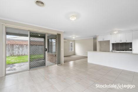 Property photo of 2 Mountain Grey Circuit Morwell VIC 3840