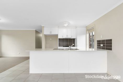 Property photo of 2 Mountain Grey Circuit Morwell VIC 3840