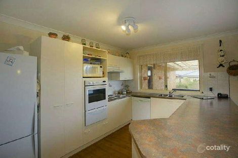 Property photo of 8 Gear Circuit Albion Park NSW 2527