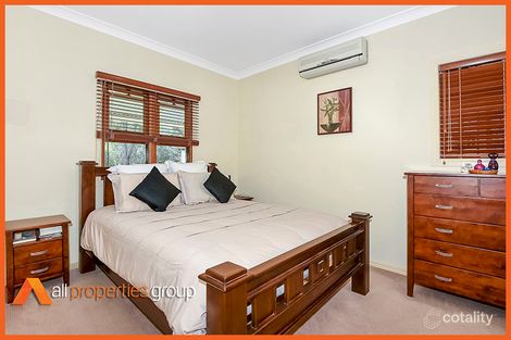 Property photo of 41 Carolina Parade Forest Lake QLD 4078
