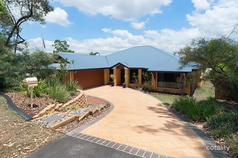 Property photo of 11 Flindersia Crescent Seventeen Mile Rocks QLD 4073