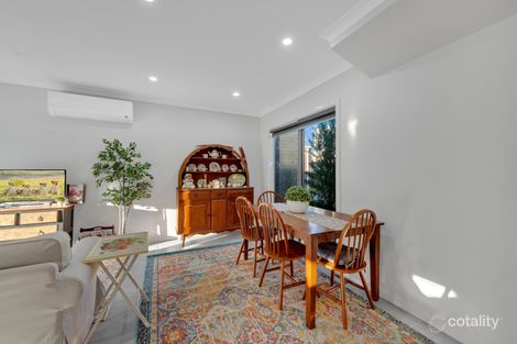 Property photo of 10/13 Fishburn Grove Harkness VIC 3337