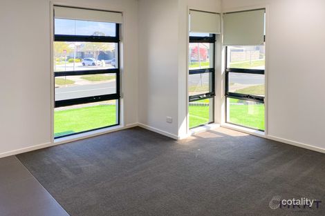 Property photo of 5 Nuleri Street Crace ACT 2911