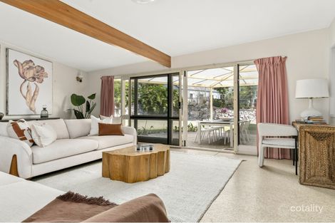 Property photo of 3 Archer Court Mount Ommaney QLD 4074