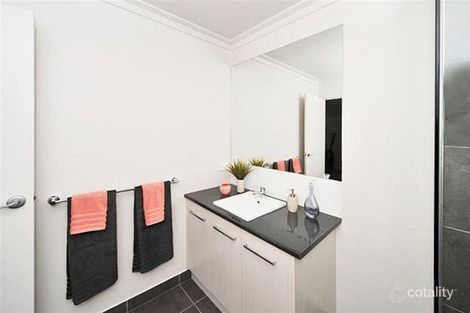 Property photo of 6 Autumn Close Huntly VIC 3551