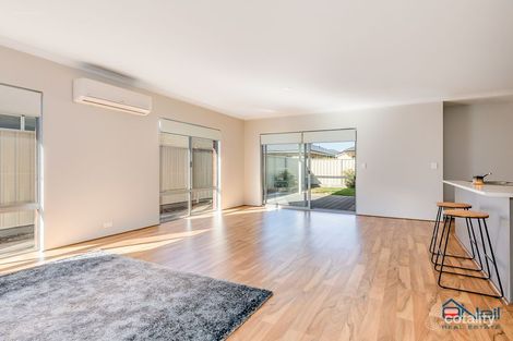 Property photo of 29 Stillwell Circuit Hilbert WA 6112