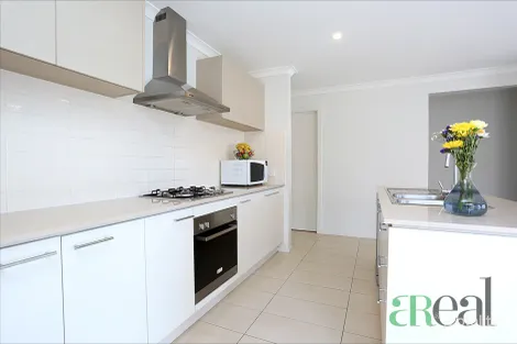 45 Taworri Cres, Werribee, VIC 3030