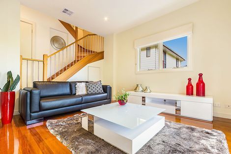 Property photo of 2/317 George Street Doncaster VIC 3108