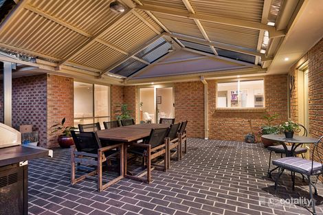 Property photo of 37 Spring Circuit Pakenham VIC 3810