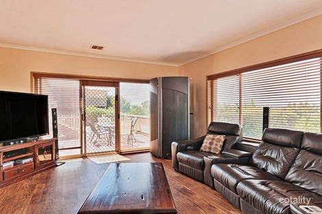 Property photo of 43 Callaway Crescent Gordon ACT 2906