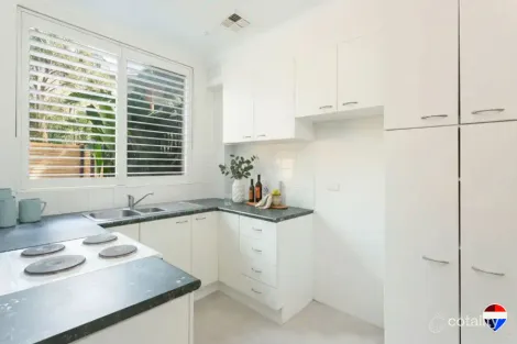 Property photo of 6/52 The Crescent Dee Why NSW 2099