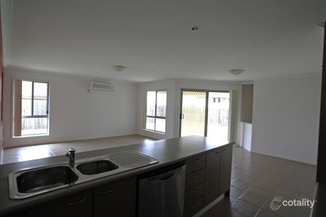 Property photo of 36 Lamberth Road Regents Park QLD 4118