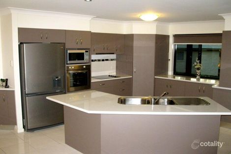 20 Jasmine Ave, Southside, QLD 4570