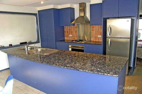 Property photo of 23 Bluestone Gardens Jerrabomberra NSW 2619